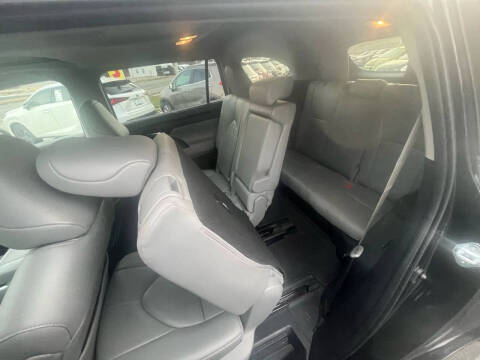 2024 Toyota Highlander Hybrid