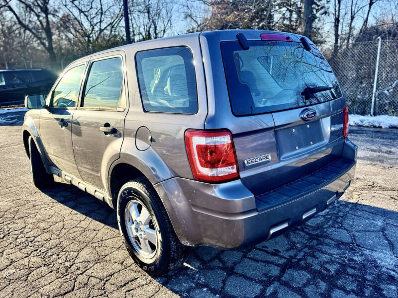 2009 Ford Escape XLS