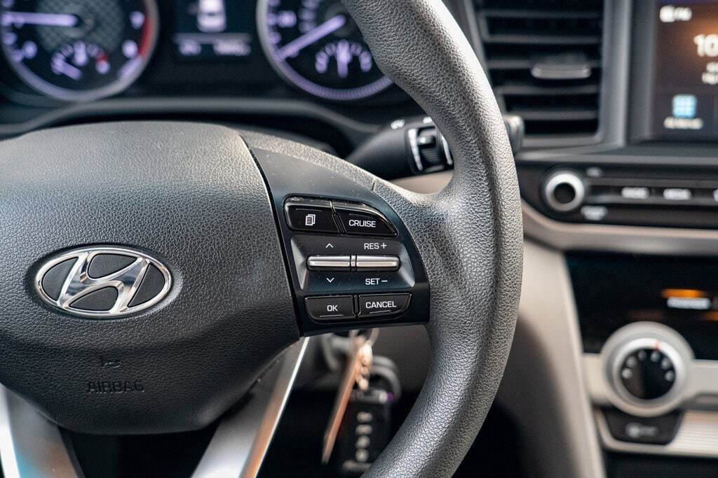 2019 Hyundai ELANTRA for sale at Auto Destination in Puyallup, WA