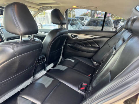 2021 Infiniti Q50 Luxe