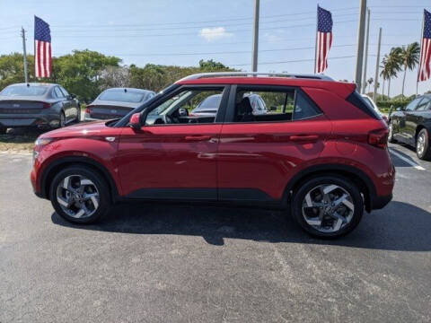 2022 Hyundai Venue SEL