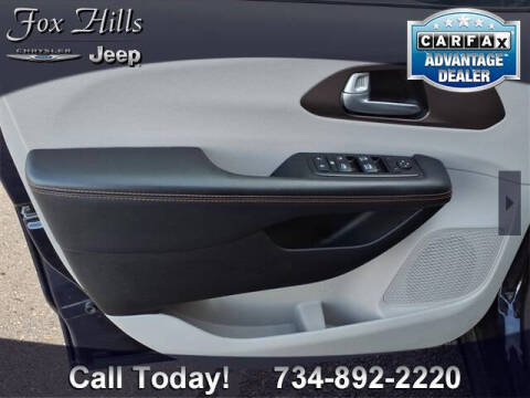 2017 Chrysler Pacifica Touring