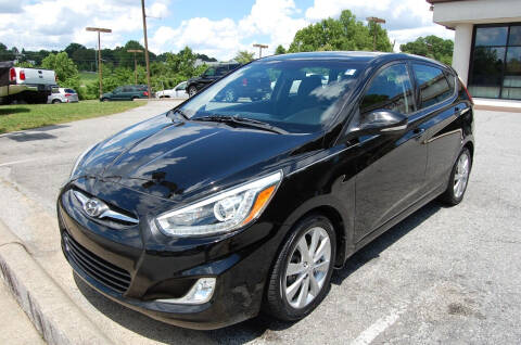 2014 Hyundai Accent for sale at Modern Motors - Thomasville INC in Thomasville NC