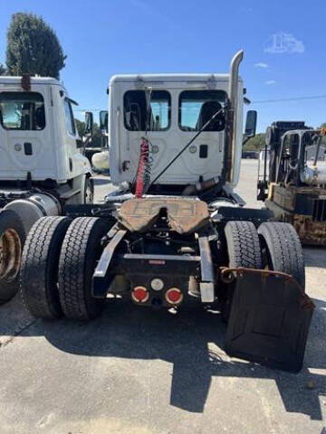 2014 Freightliner Cascadia