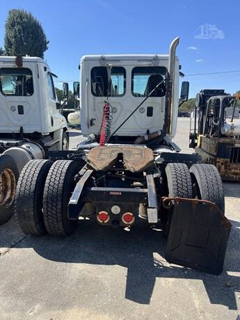 2014 Freightliner Cascadia