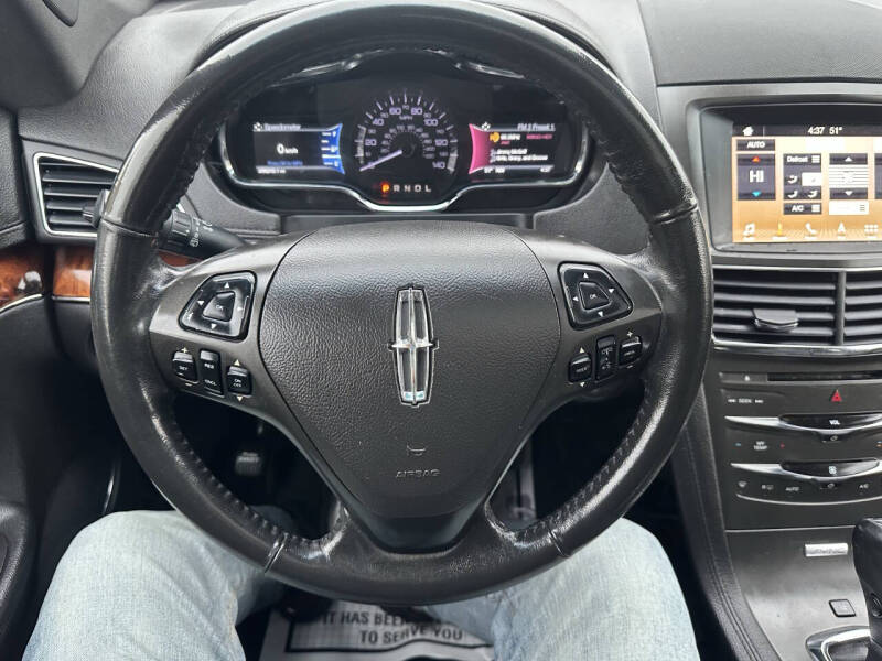 2019 Lincoln MKT Town Car Livery Fleet