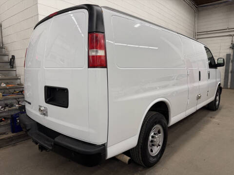 2017 Chevrolet Express 3500