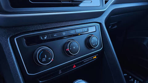 2023 Volkswagen Atlas Cross Sport SE