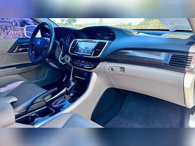 2017 Honda Accord Touring