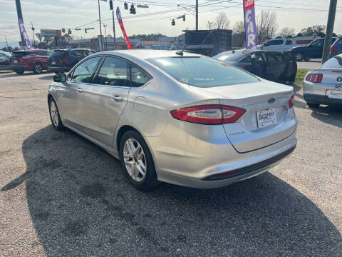2015 Ford Fusion SE