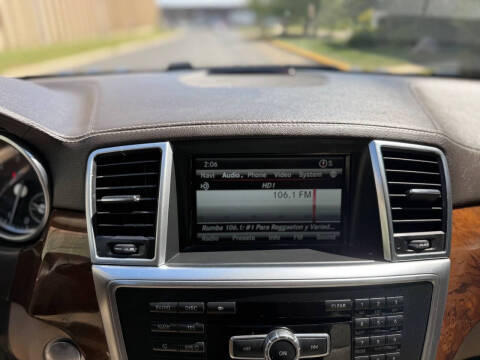 2014 Mercedes-Benz GL-Class GL 550 4MATIC