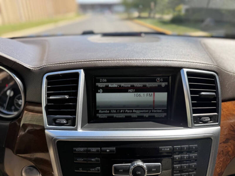 2014 Mercedes-Benz GL-Class GL 550 4MATIC