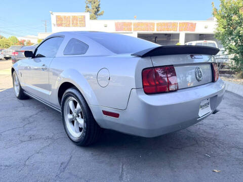 2009 Ford Mustang V6 Premium