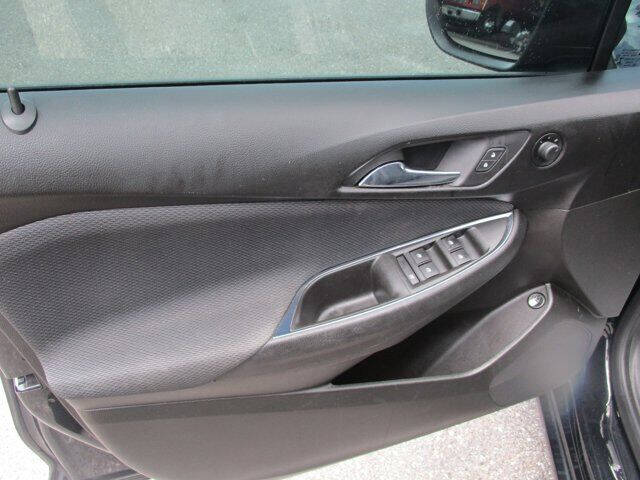 2017 Chevrolet Cruze LS Auto