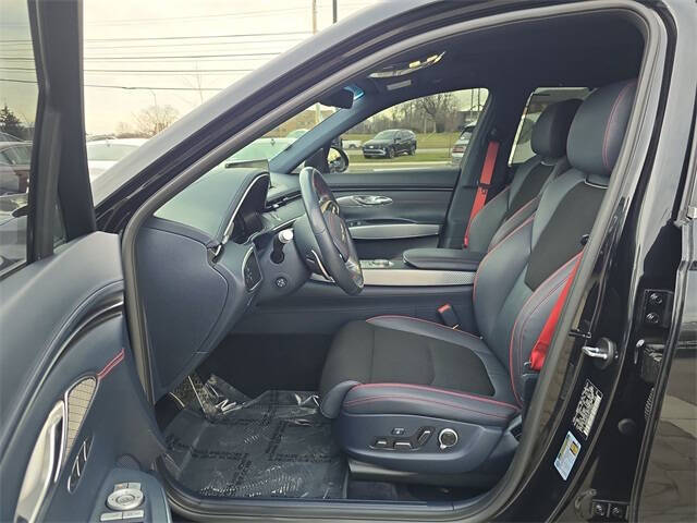 2023 Genesis GV70 2.5T Standard