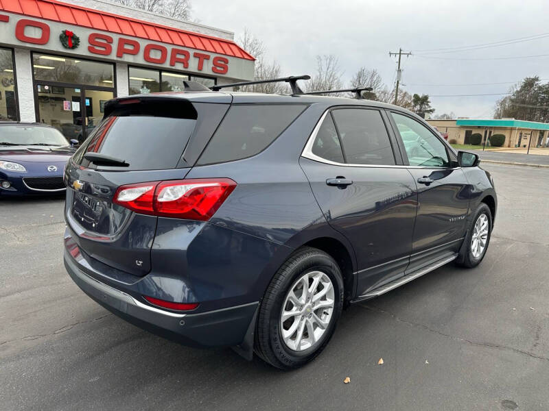 2018 Chevrolet Equinox LT photo 5