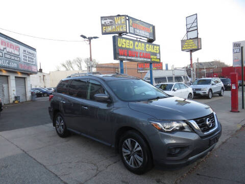 2017 Nissan Pathfinder S