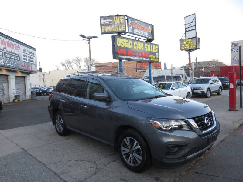 2017 Nissan Pathfinder S