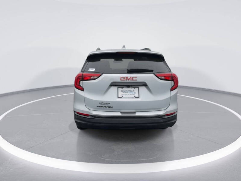 2021 GMC Terrain SLT