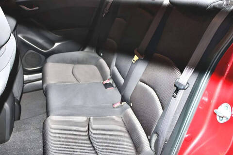 2016 Mazda MAZDA3 i Touring