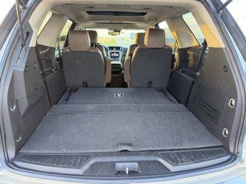 2016 GMC Acadia SLT-1