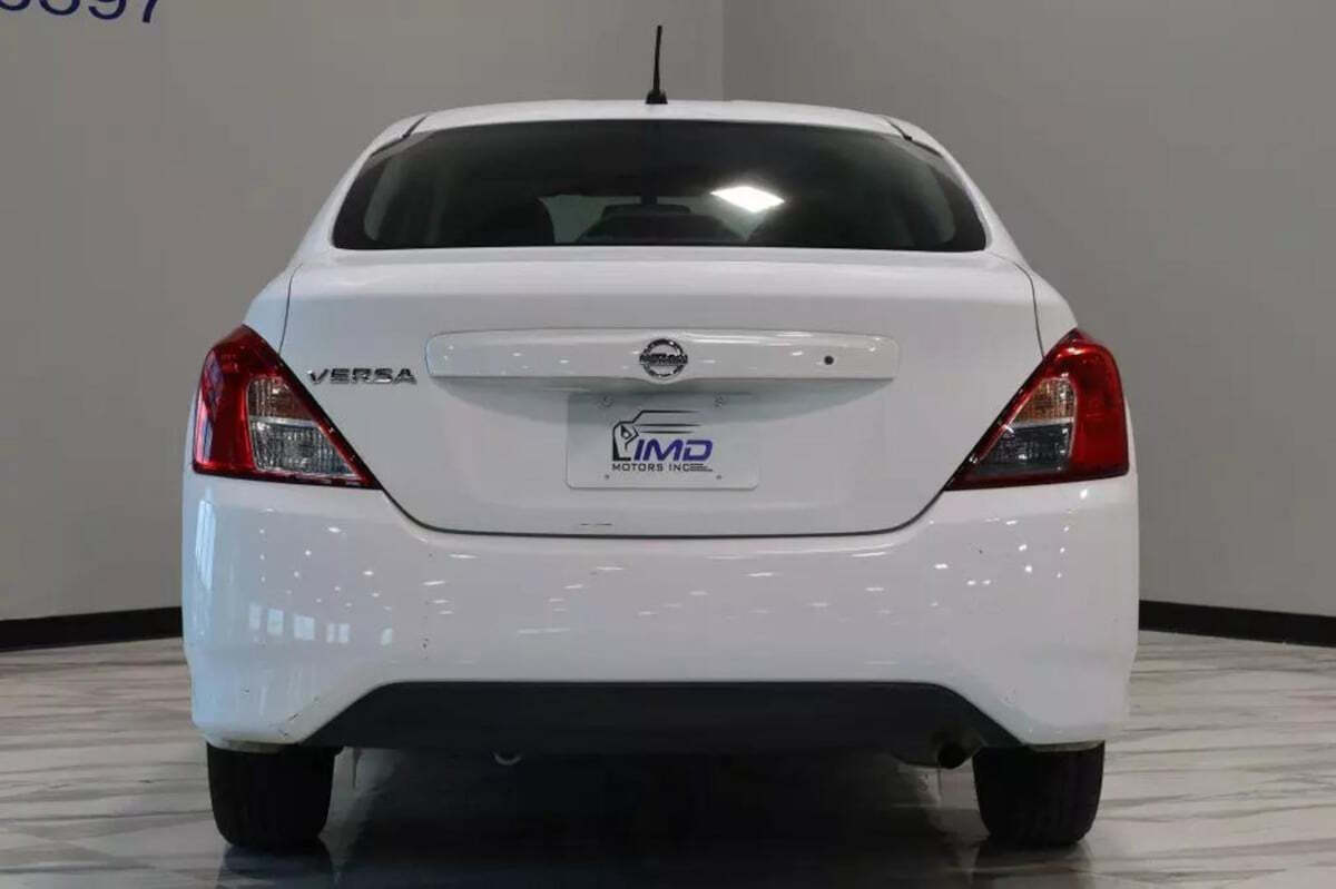 2016 Nissan Versa for sale at IMD MOTORS, INC in Dallas, TX