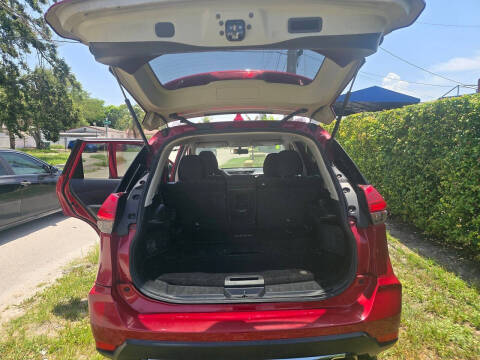 2017 Nissan Rogue SV