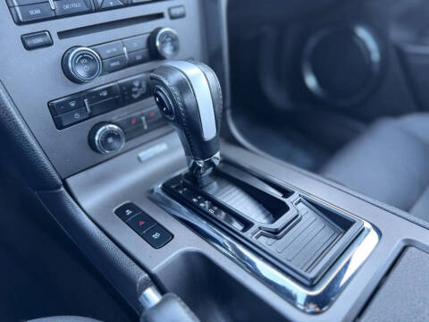 2013 Ford Mustang V6 Premium