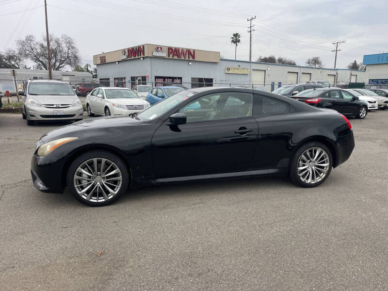 2014 INFINITI Q60 Coupe Base's photo