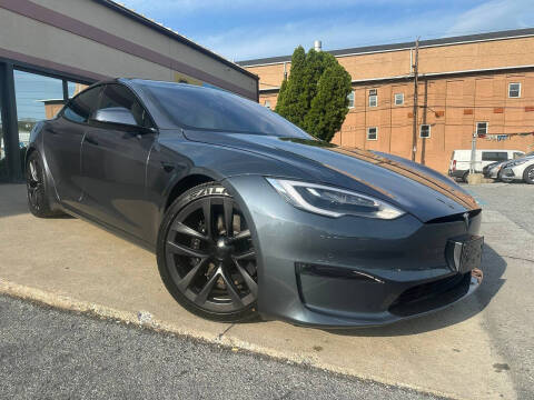 2022 Tesla Model S Plaid