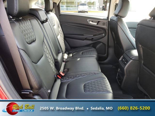 2023 Ford Edge Titanium