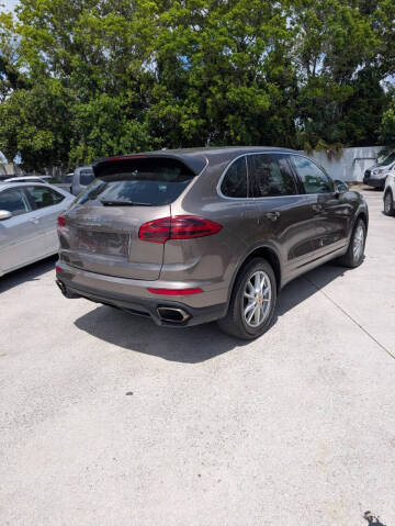 2016 Porsche Cayenne