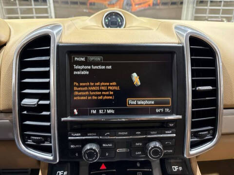 2013 Porsche Cayenne GTS