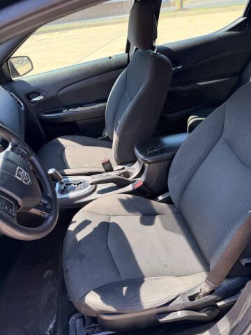 2013 Dodge Avenger SE V6