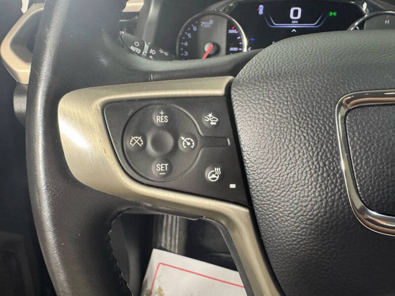 2022 GMC Acadia Denali