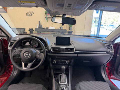 2015 Mazda MAZDA3 i Touring