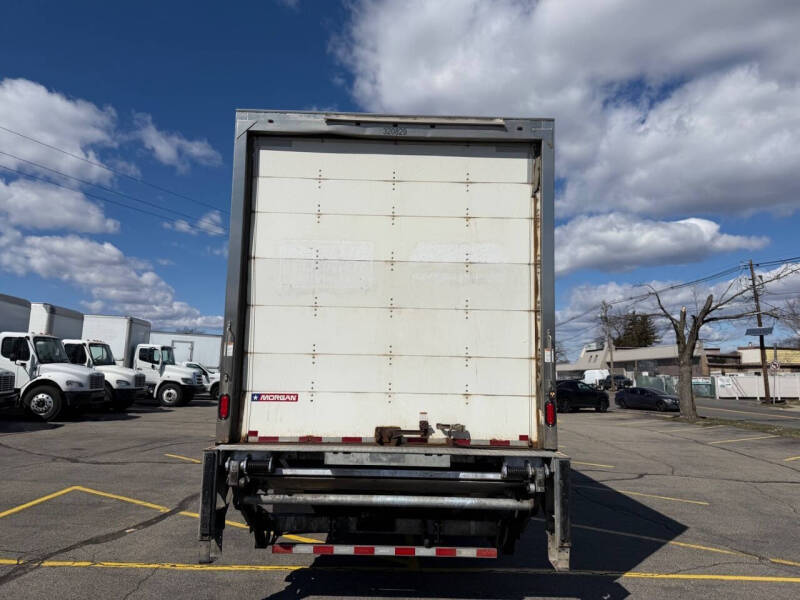 2019 Hino 268A