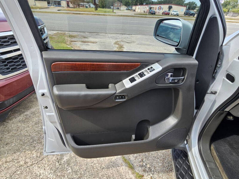 2012 Nissan Pathfinder S