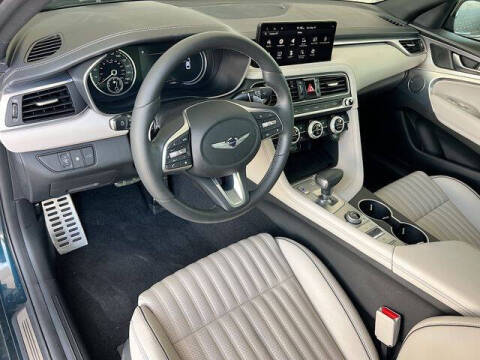 2022 Genesis G70