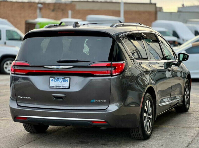 2021 Chrysler Pacifica Hybrid Limited