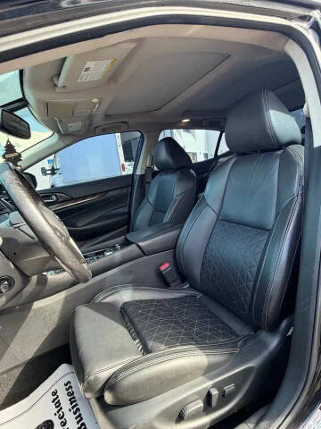 2017 Nissan Maxima Platinum