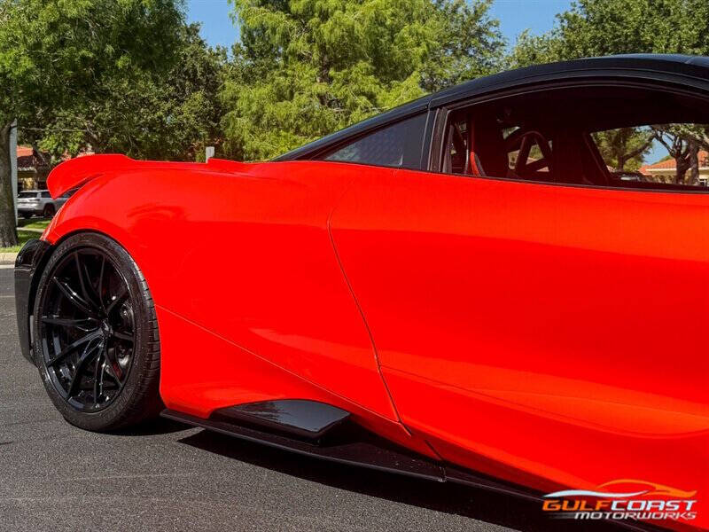 2021 McLaren 765LT