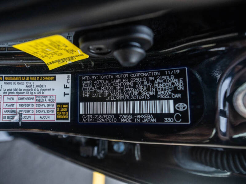 2020 Toyota Prius LE AWD-e