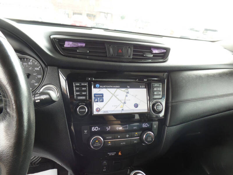 2017 Nissan Rogue SL