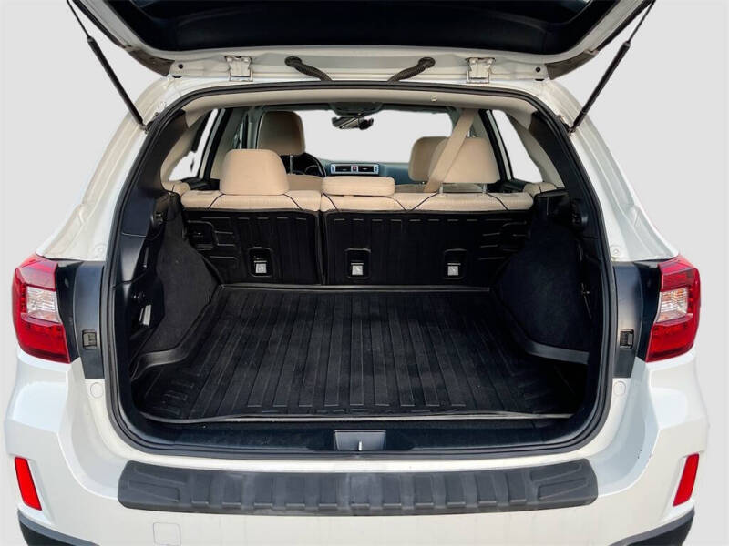 2017 Subaru Outback 2.5i Premium