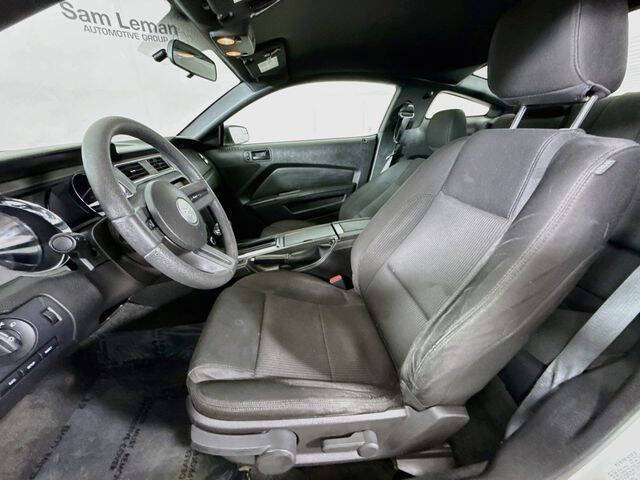 2012 Ford Mustang V6