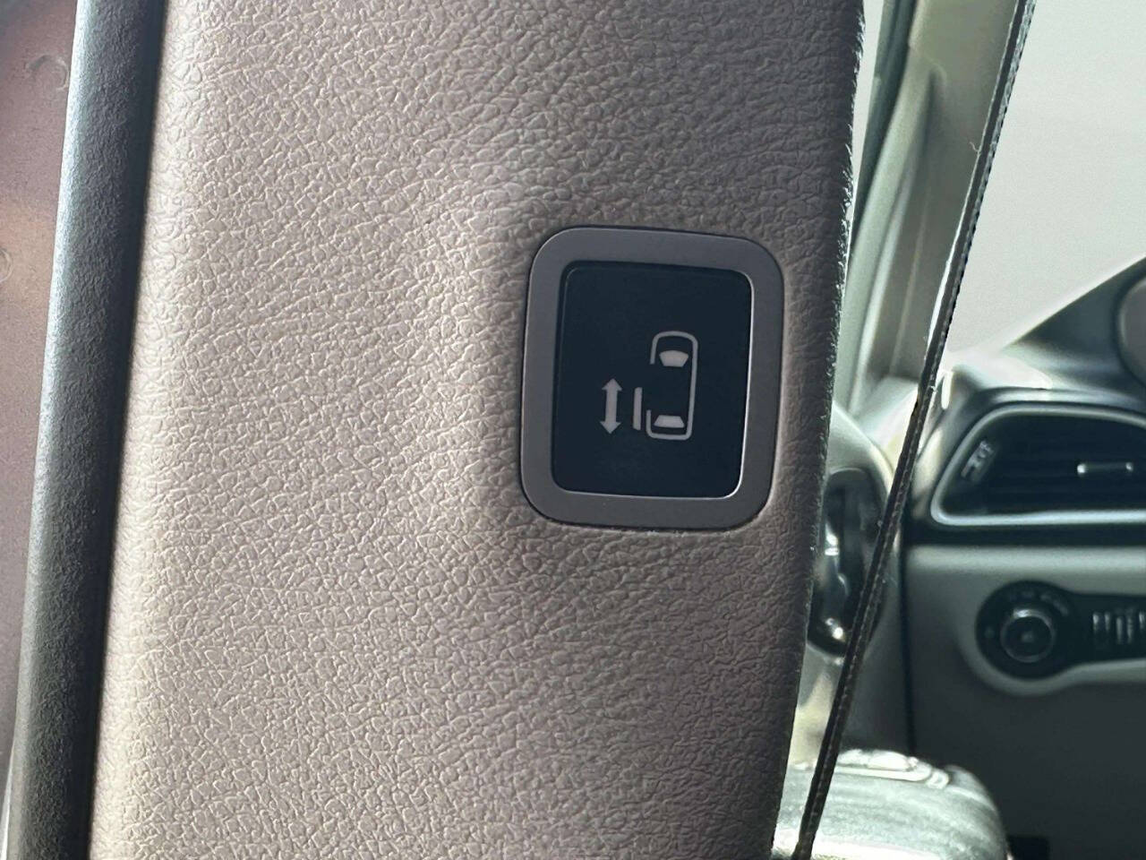 ChryslerPacifica13