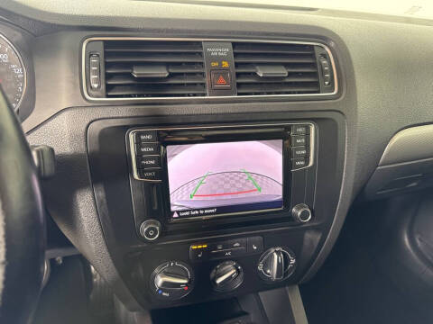 2016 Volkswagen Jetta