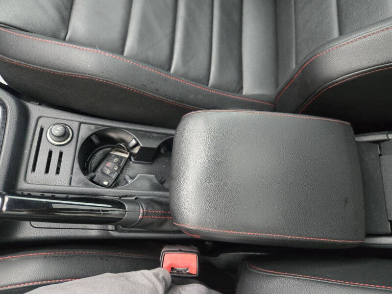 2017 Volkswagen Golf GTI SE
