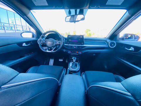 2022 Kia Forte GT Line